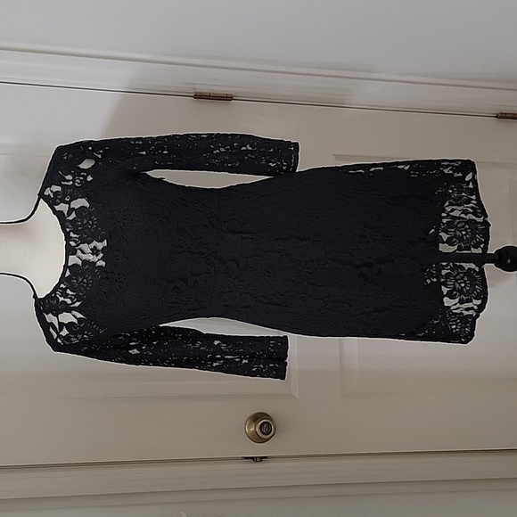 Broadway & Broome Size 0 Black Lace "Little Black Dress" Lined with Slip Dress. - Picture 2 of 15